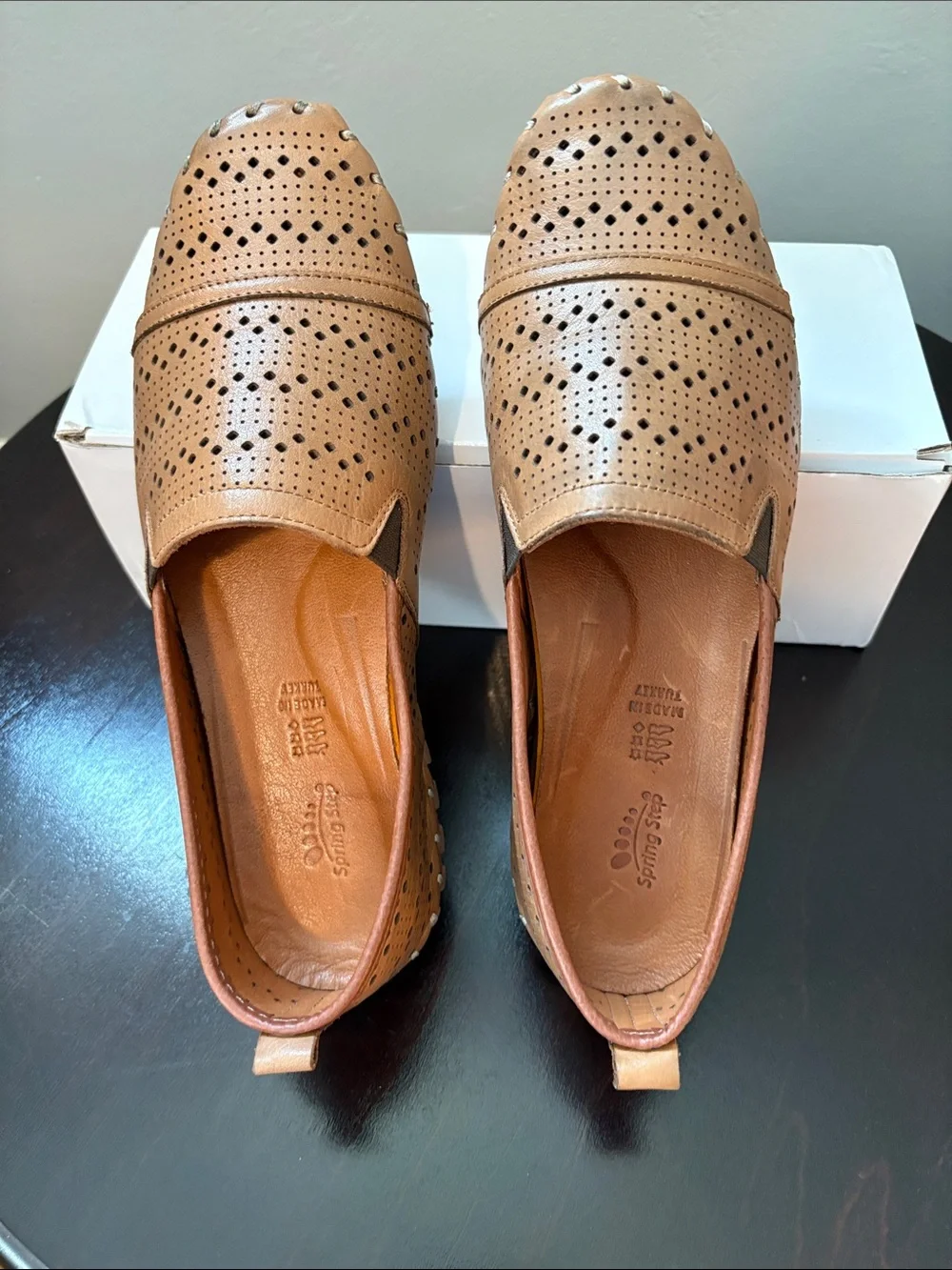 Spring Step Freida Tan Perforated Leather Slip-On Flats - Size 39 - Worn 3 times